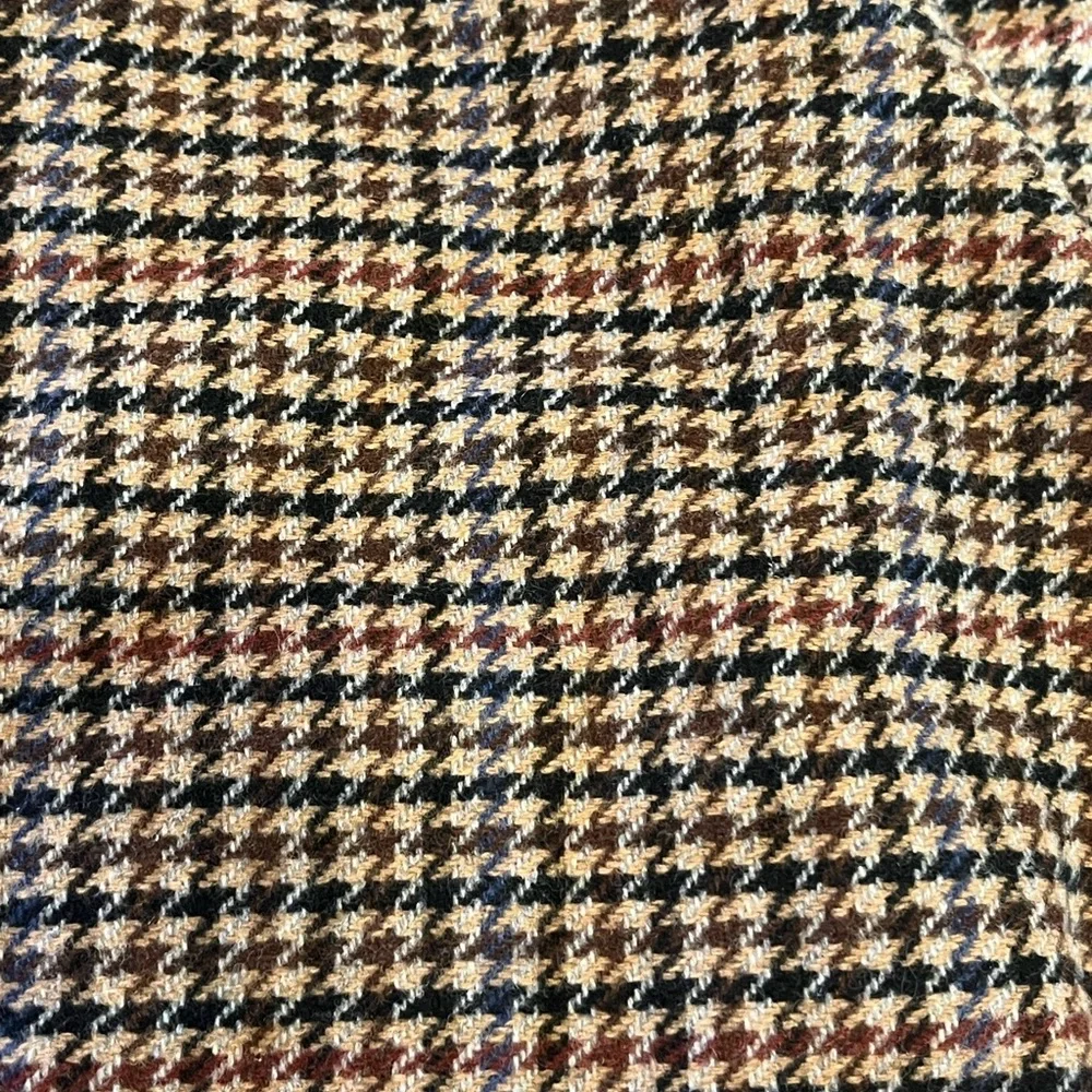 J Crew Wool-blend mini skirt in houndstooth - Picture 7 of 8